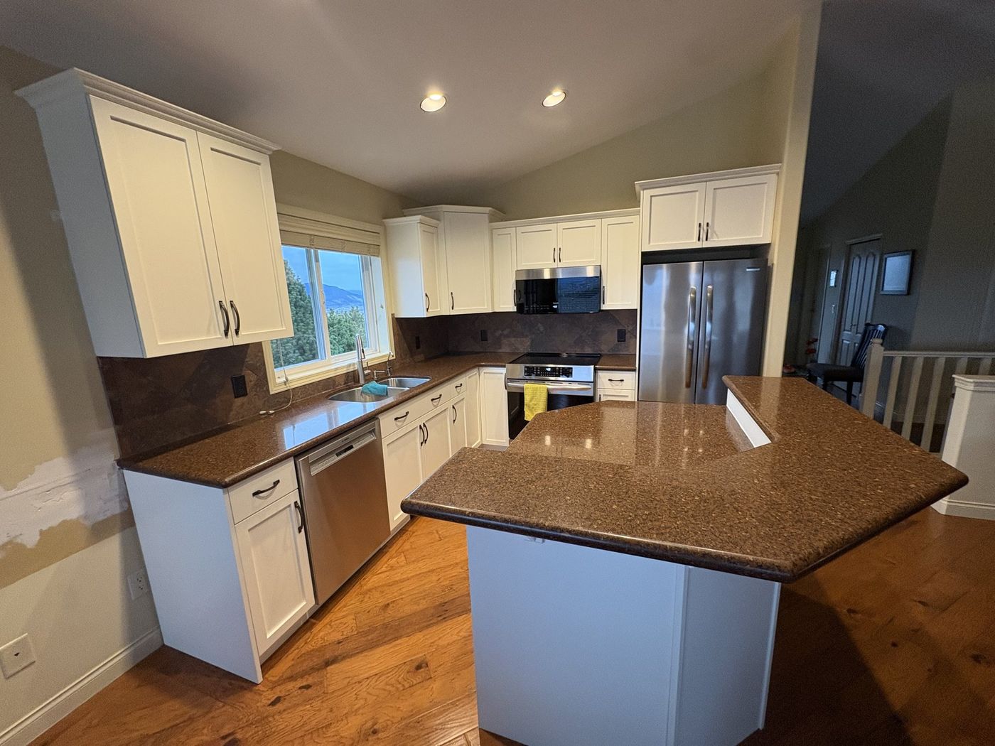 White shaker kitchen refaced in Kelowna
